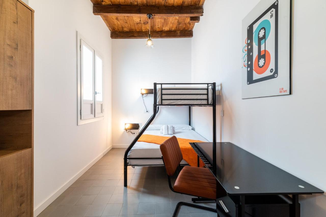 Ma&To Alhondiga Aparts Apartment Granada Exterior photo